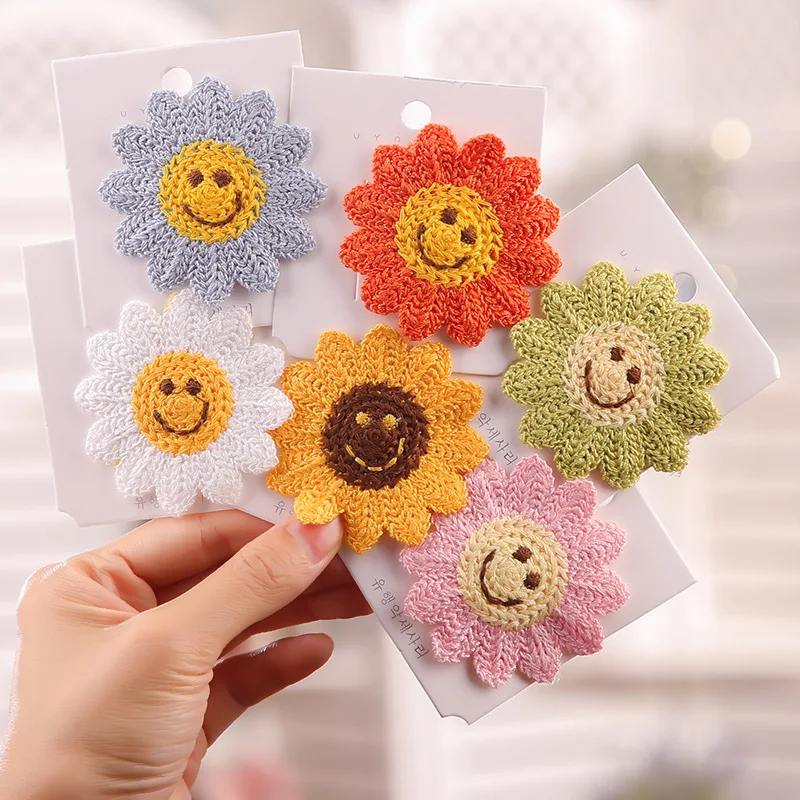 

Drop Shipping Cute Knit Smile Face Hairpins for Kid Girls Side BB Clips Flower Hair Clip Headdress Barrettes Bobby Pin Ornaments