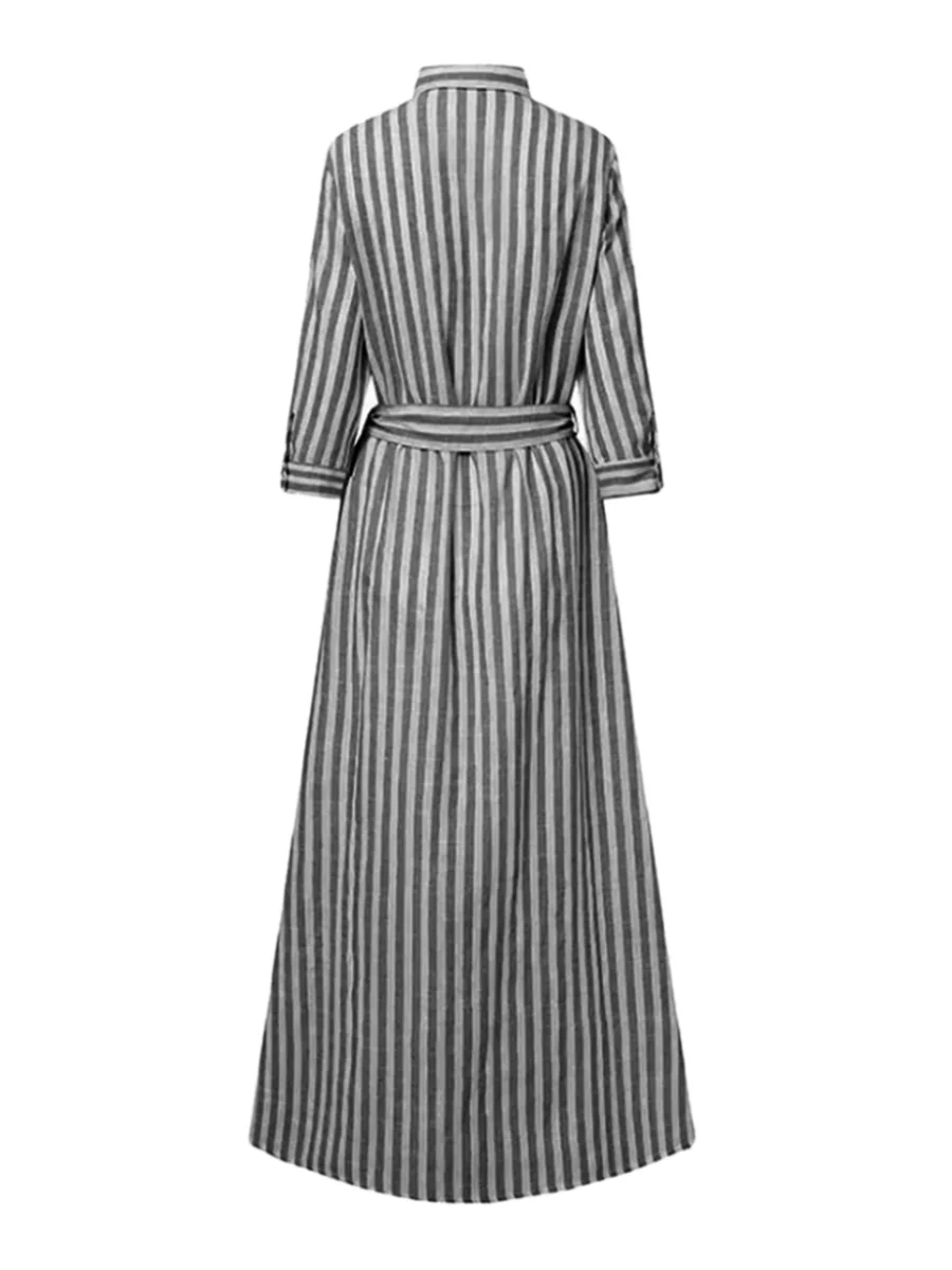 Рисунок 3 - Женское платье-рубашка в полоску