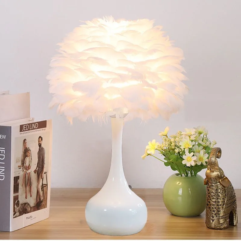

Feather Bedroom LED Table Lamp Modern Bedside Lamp Living Room Coffee Shop Wedding Christmas Decor Romantic Goose Feather Lamp