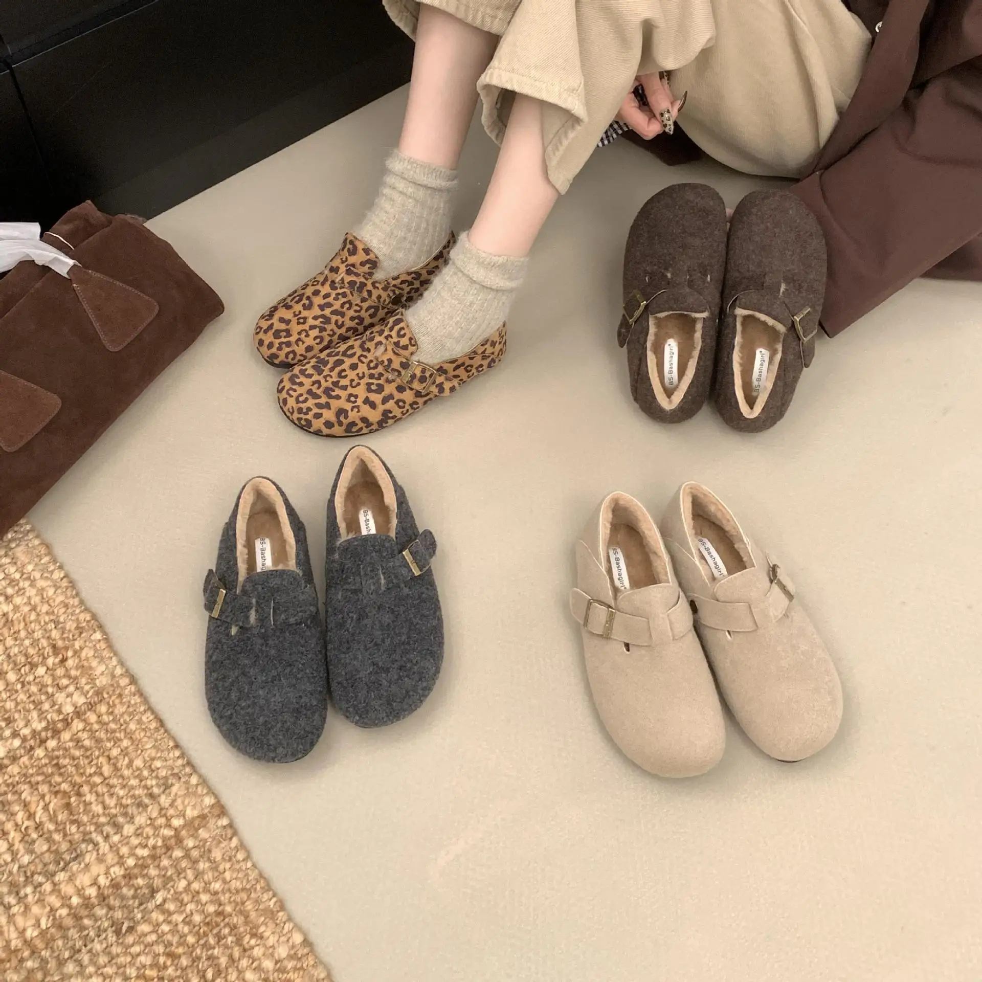 Повседневная женская обувь сабо с круглым носком лоферы на платформе новое