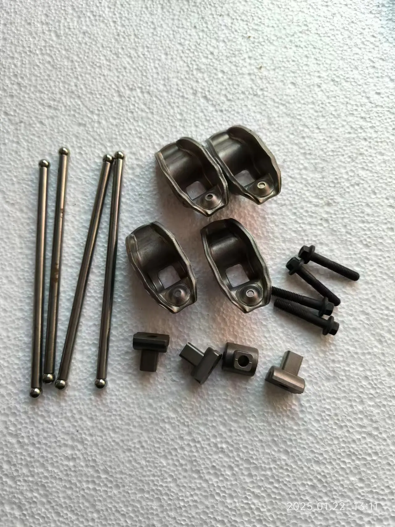 Клапан для двигателя CH20S CH640 CH620 CH730 CH740 CH750 KT730 KT740