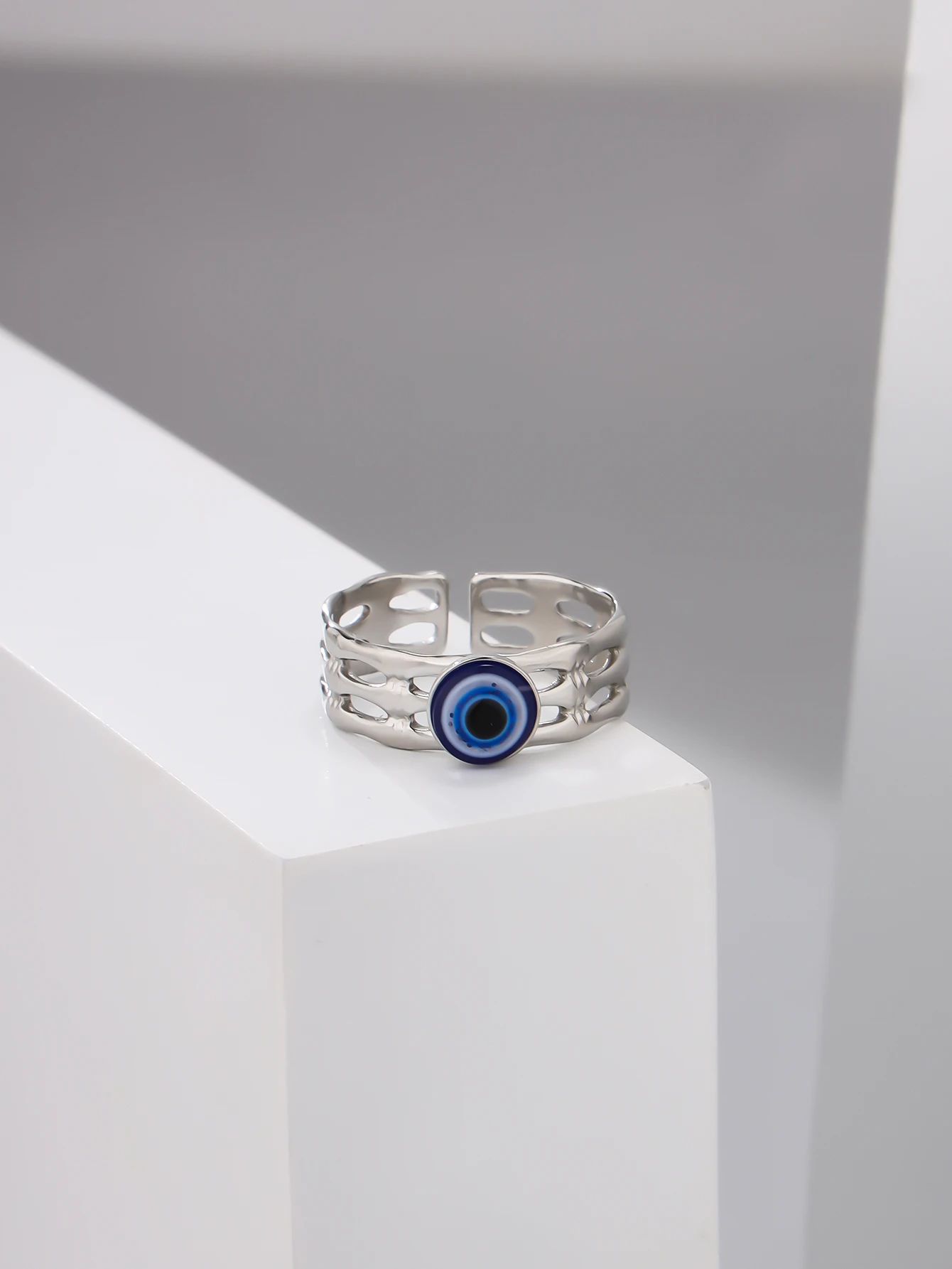 Original Design Devil's Eye Ring European and American Fashion Flower Zircon Silver Ring for Men and Women Pendientes