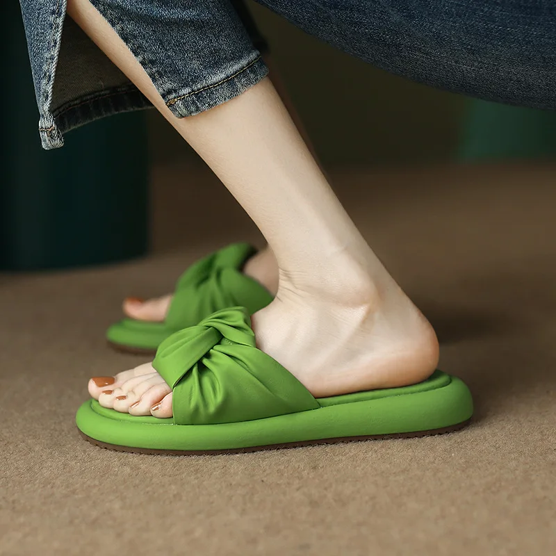 

2022 New Summer And Autumn Women's Shoes Bow decoration Pleated Thick-soled Outdoor Soft-faced Beach Slippers