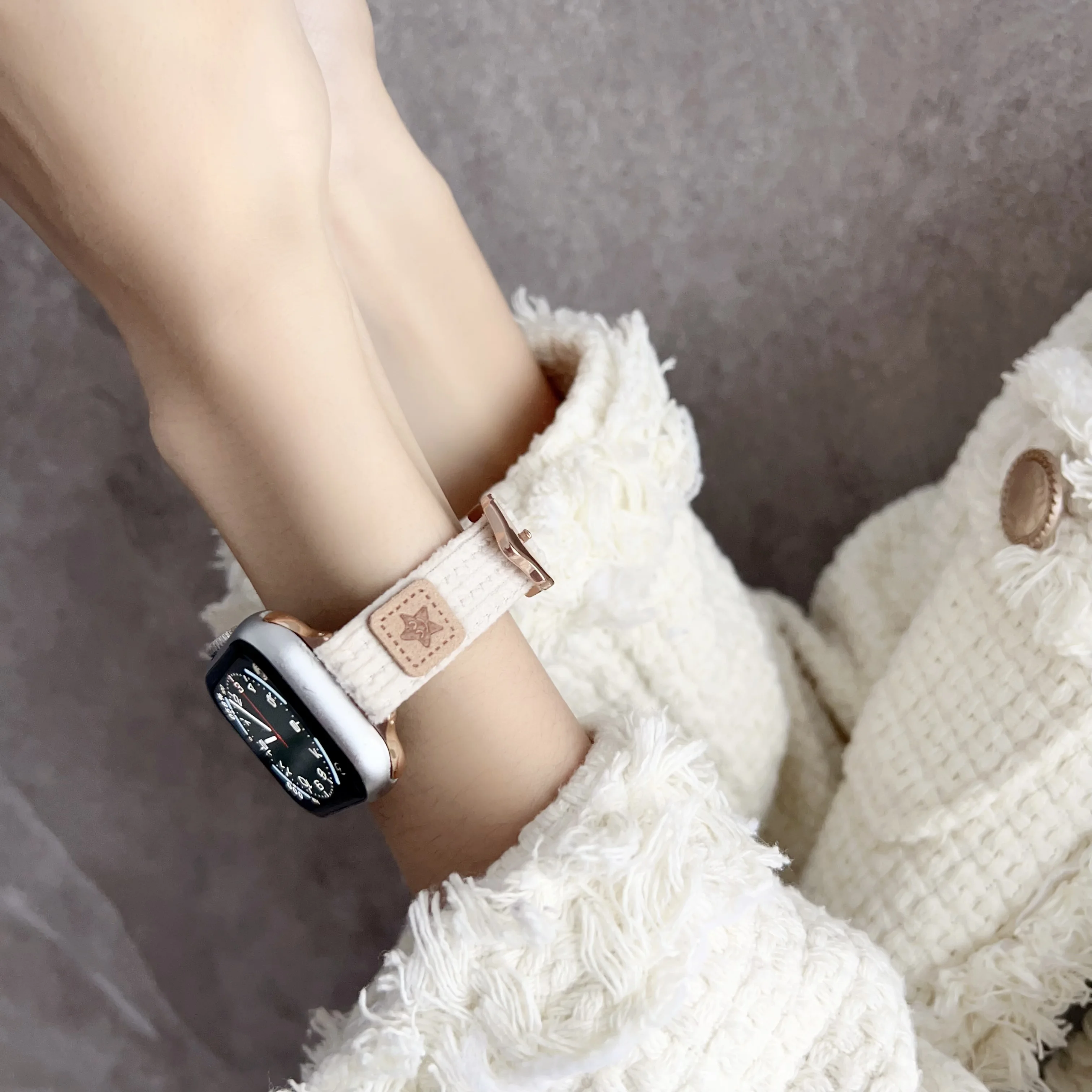 Фото Вельветовый ремешок для Apple Watch Band Women Slim Cute Bear Браслет-цепочка для Iwatch98765SE Ultra40 41 44 45 49 мм Girls Star Wrist №4