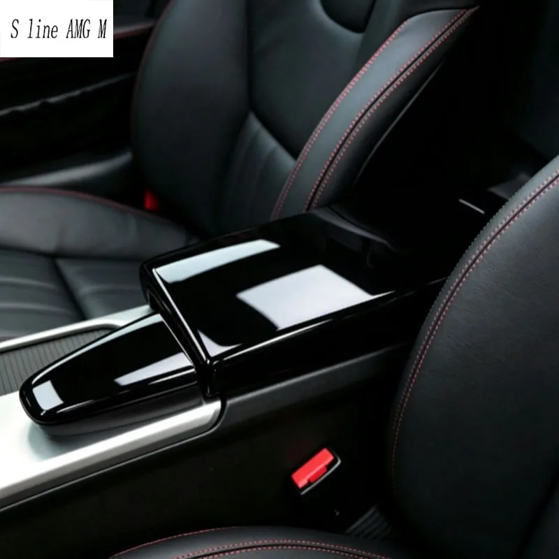 Фото Для Mercedes Benz SLK R172 2011-2015 класса RHD, карбоновый накладной органайзер для подлокотника, держатель для CD и стаканов, наклейка на рычаг переключения передач, аксессуары для салона. №2