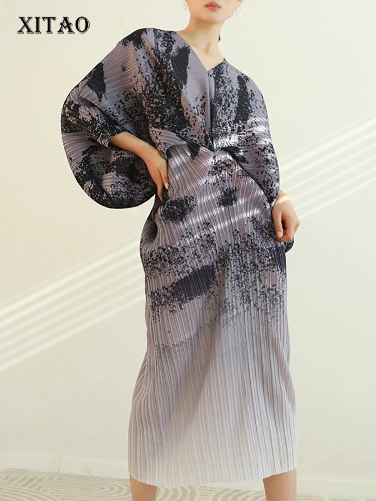 

XITAO Irregular Folds Dress V-neck Splicing Three Quarter Bat Wing Sleeve Women Fashion Autumn Contrast Color Print WMD7088