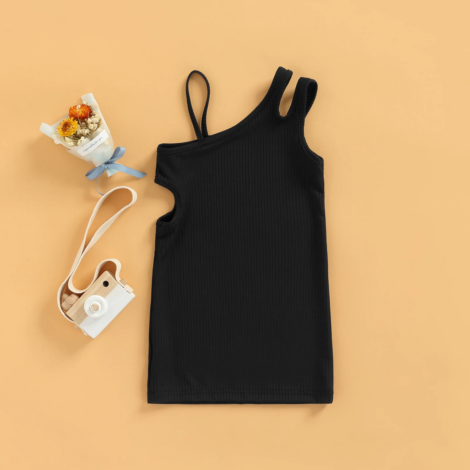 Детское платье без рукавов для маленьких девочек однотонное с косым плечом в