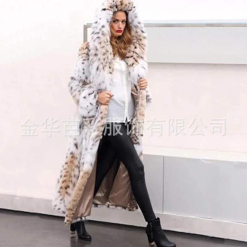 Женское зимнее пальто из искусственного