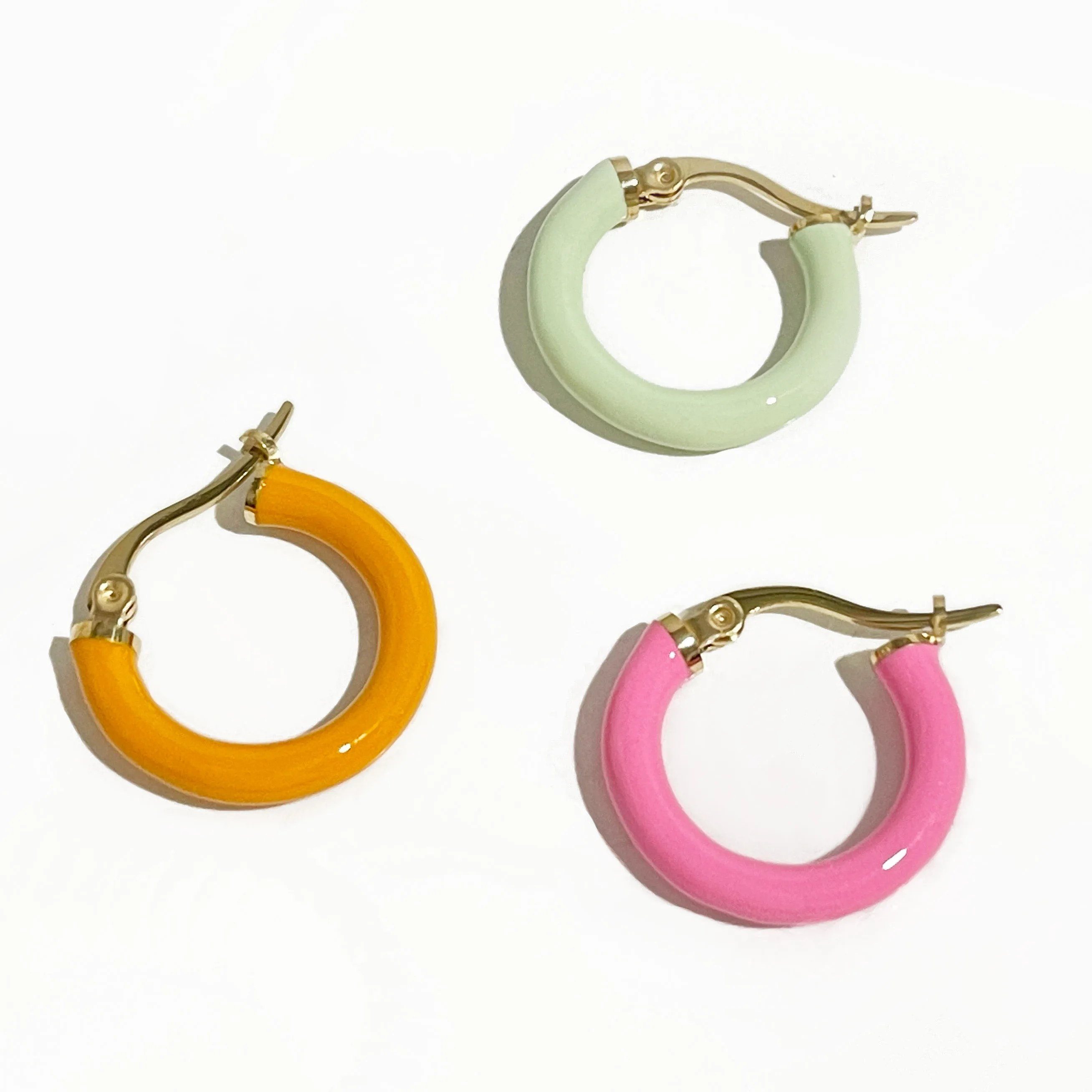 

Peri'sbox Gold Plated Colored Enamel Hoop Earrings Basic Daily Jewelry Minimalist Round Solid Neon Huggie Earrings for Women