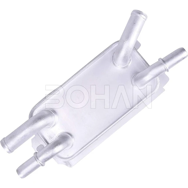 Радиатор масляного радиатора двигателя 30683022 30665937 30723129 30741956 90642 376729611 Для Volvo C30 C70