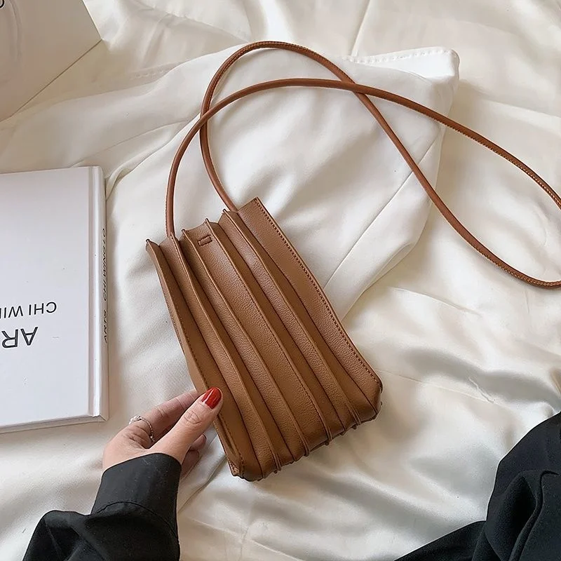 Wrinkle Accordion Mobile Phone Bag Mini Organ Bag Women's Bag Summer Versatile Messenger Bag Lady Outfit For Women Gril Cardcase