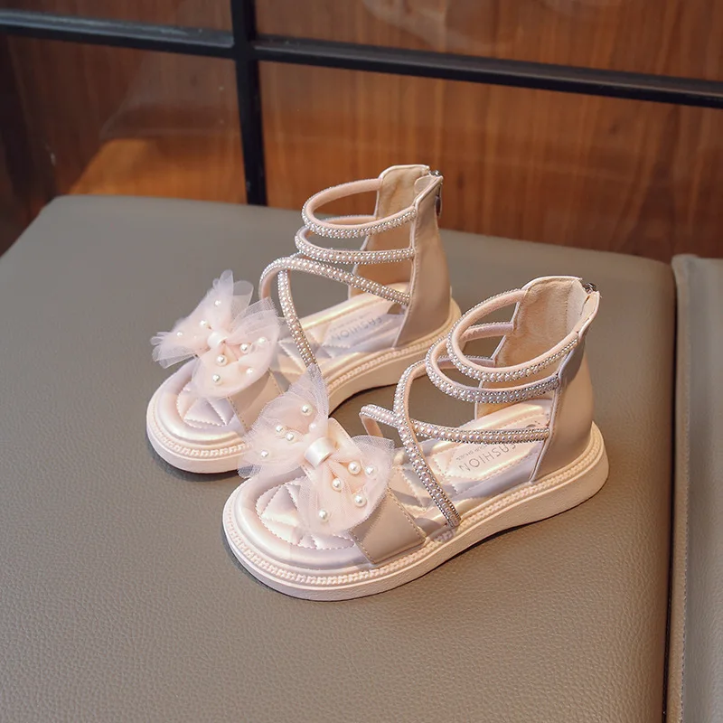 

Girls Sandals Bow with Pearls 2023 Summer New PU Back Zipper Kids Fashion Princess Children Mary Janes for Party Wedding Shows