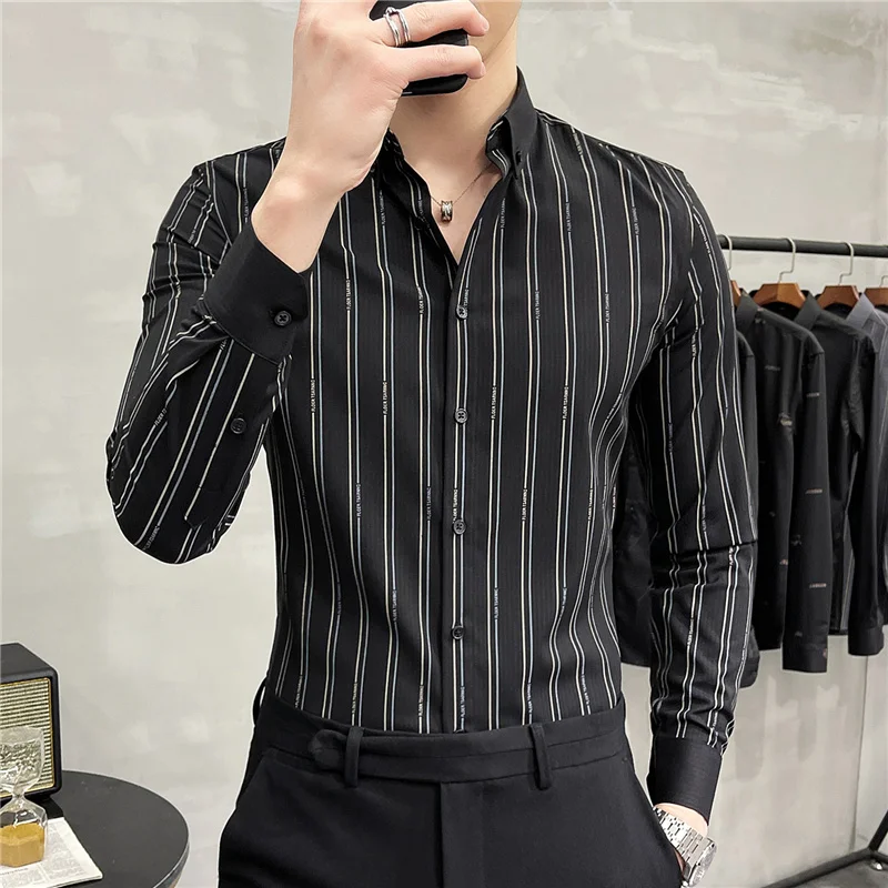 

Brand Fashions 2022 Luxury Formal Long Sleeve Men Design Streetwear Striped Shirts Men's Handsome Business Dress Chic Tops W122