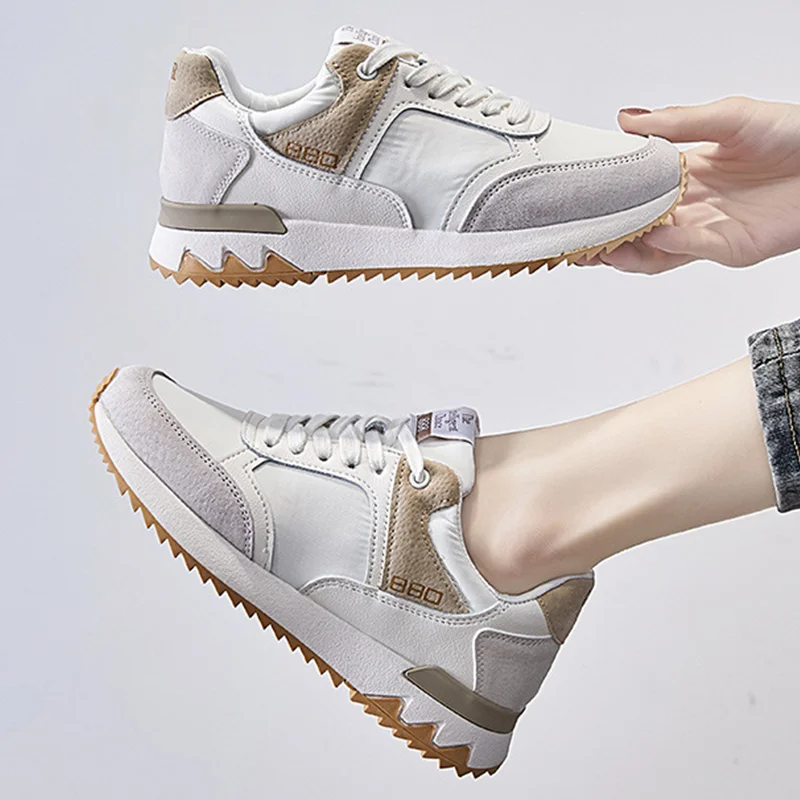 

Кроссовки женские на платформе, повседневная спортивная обувь, лоскутные, на шнуровке, круглый носок, обувь на плоской подошве, разные цвета