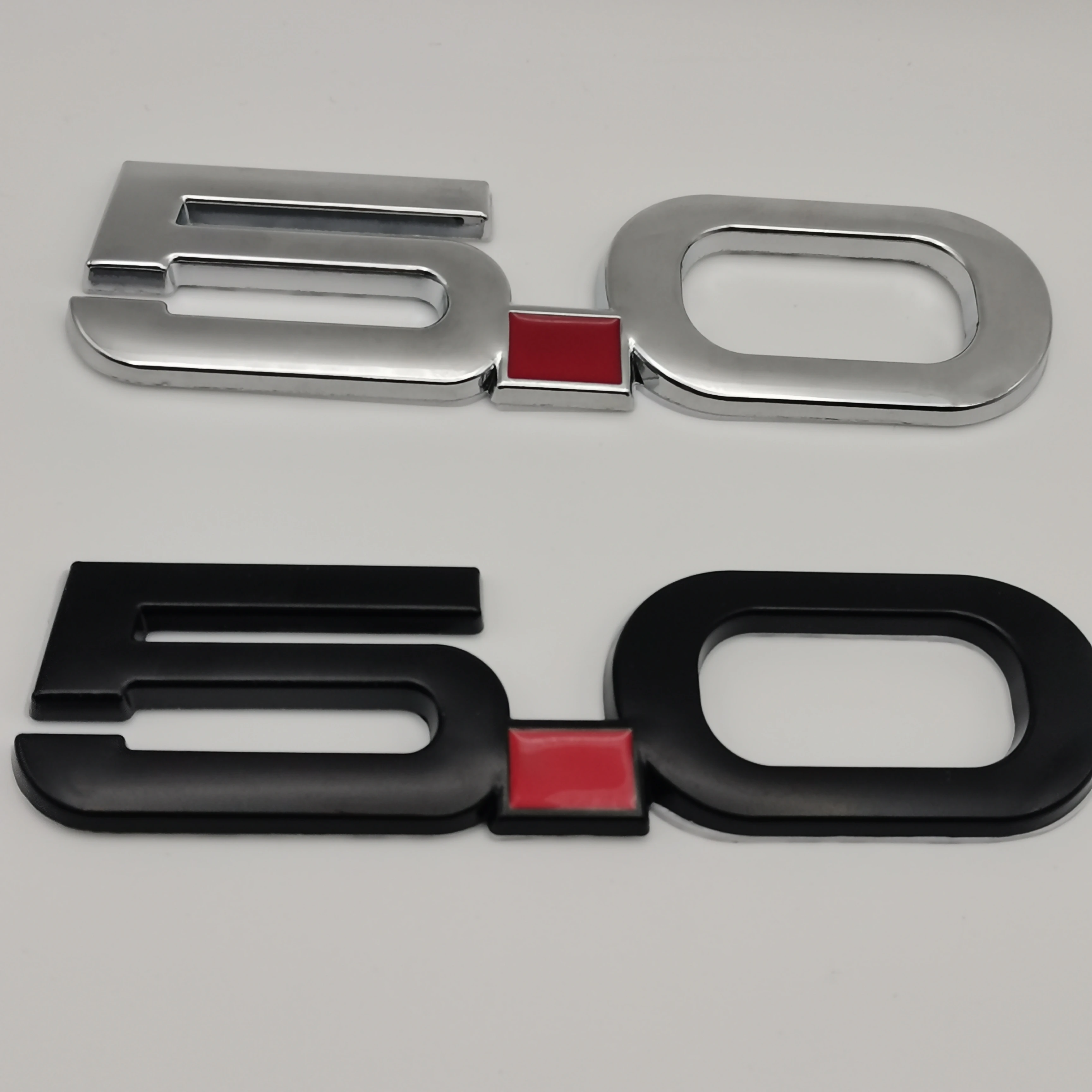 

1 PCS 3D 5.0 Emblem Universal Badge Logo Car Body Side Fender Trim Sticker for F-ord M-ustang Car Accessorise