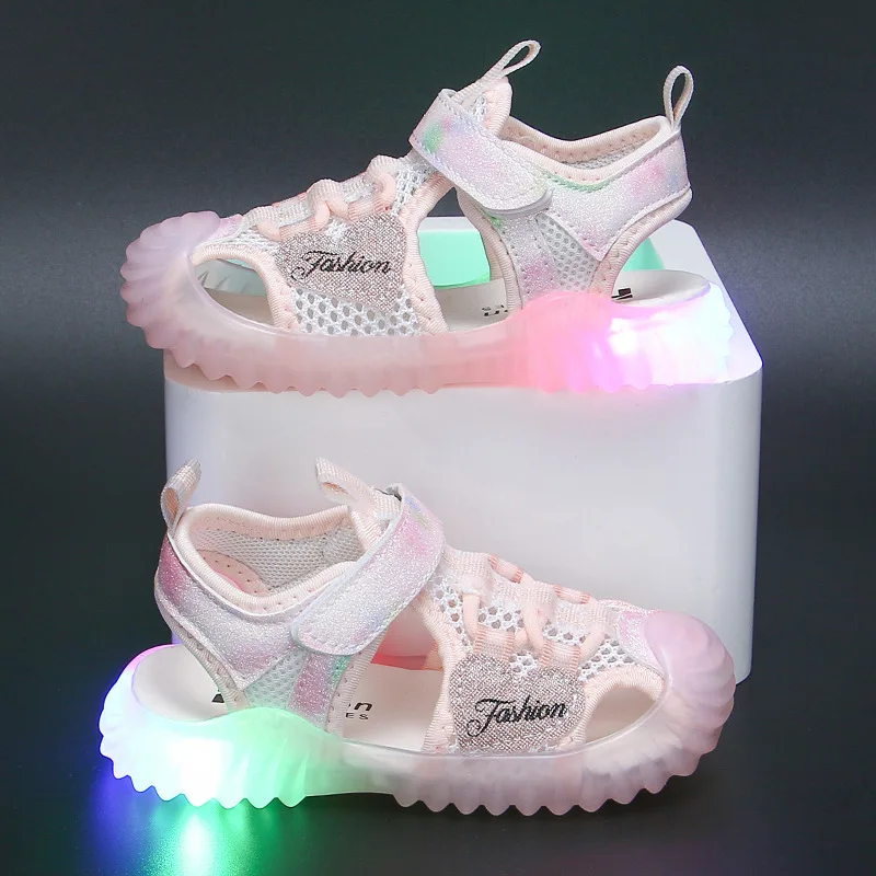

Summer Girls LED Lighting Sanals Pink Baby Girls Princess Shoes Kids Anti-collision Shoes Breathable Air Mesh Sandals Toddler