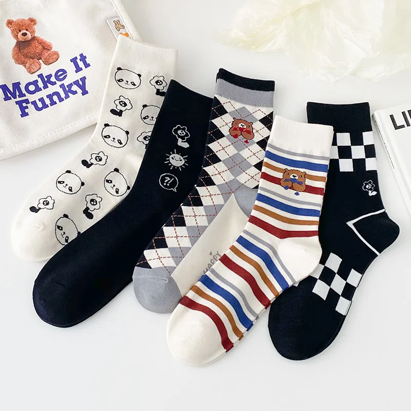 

New Cartoon gentleman bear Men's Socks Cotton Harajuku Skateboard Socks winter warm Novelty Breathable Sox Christmas Gift