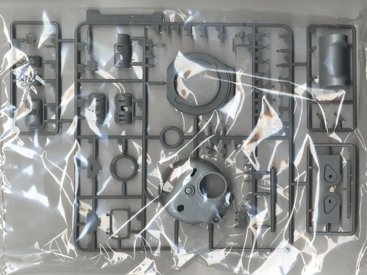 Набор пластиковых моделей DRAGON 6231 1/35 WW.II British Sherman Mk.III среднего производства в