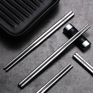 Anti-skid Stainless Steel Sushi Chopsticks 1 Pair of Chopsticks Portable Reusable Kitchen Utensils 19CM/23CM