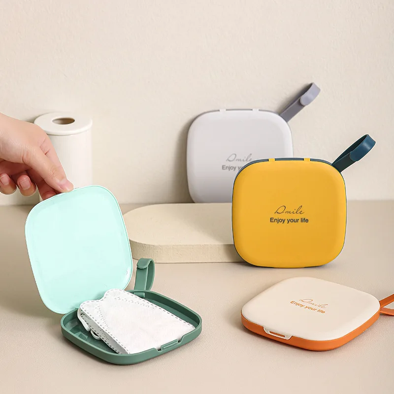 

Portable Mask Storage Box Container Dustproof Waterproof Disposable Mask Holder Case Foldable Household Travel Masks Organizer