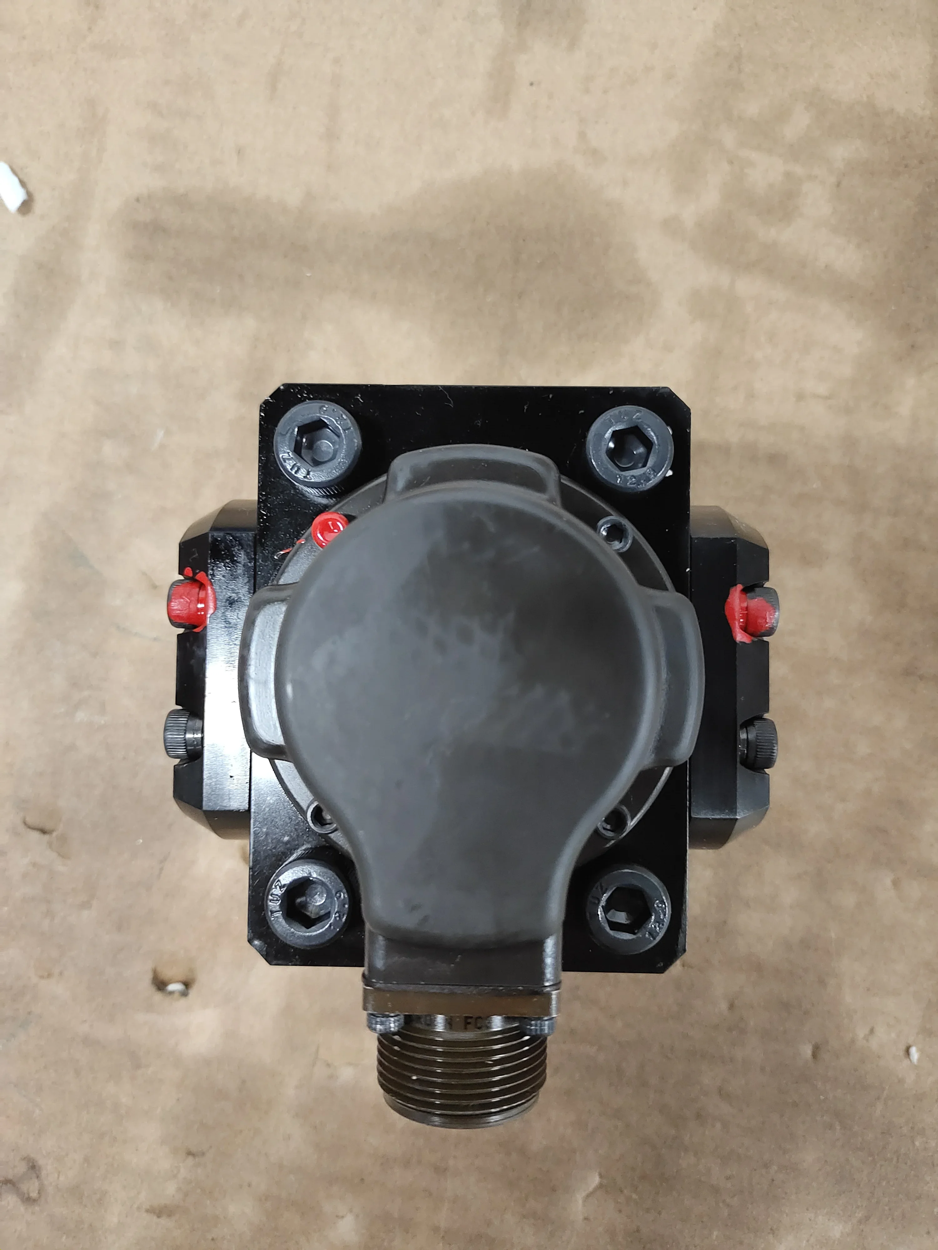 Eaton SM4-40(40)151-80/40-10-H919 гидравлические пропорциональные сервоклапаны