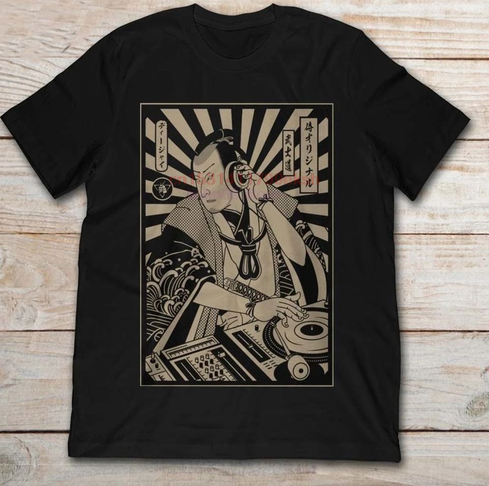 

2023 Brand Samurai Japanese Man In Kimono Playing Dj Men t shirt man's t-shirt