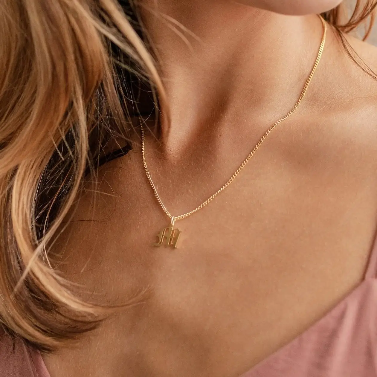 Ожерелье с именем на заказ для женщин