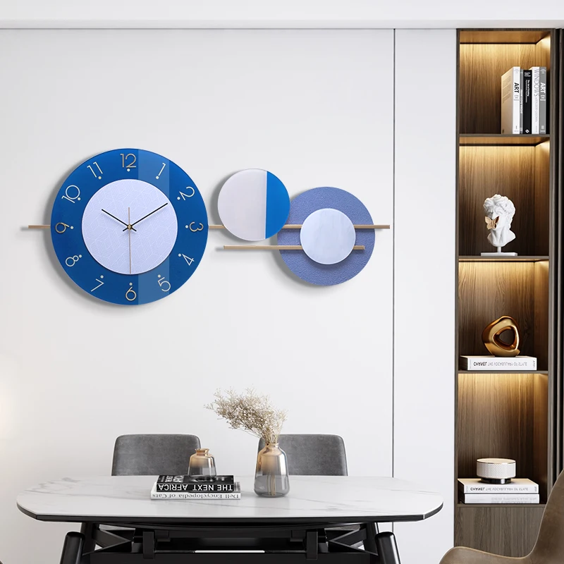 

Современные минималистичные декоративные настенные часы для гостиной, личные креативные художественные часы, горизонтальный светильник д...