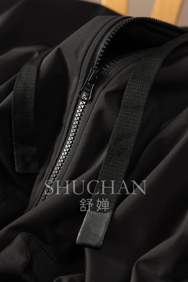 Рисунок 6 - Женское зимнее пальто на молнии