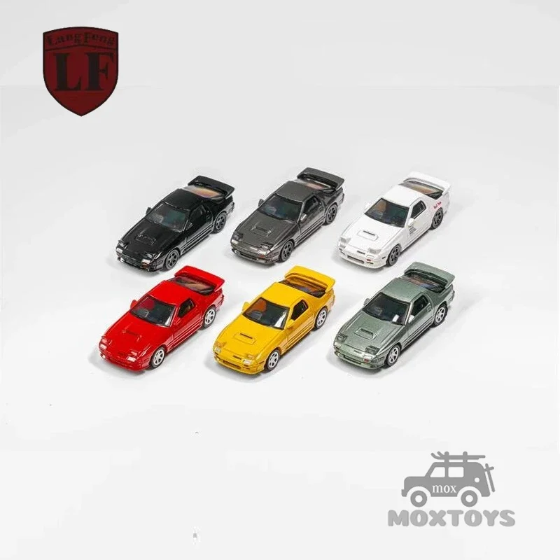 Модель автомобиля LF 1:87 FC3s Initial D