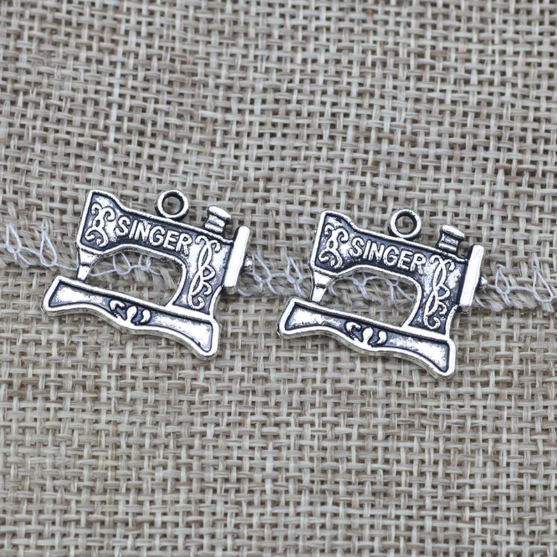 

20pcs/lot 17*20mm Singer Treadle Sewing Machine Antique Silver Color Jewelry DIY Necklace Bracelet Bangle Findings