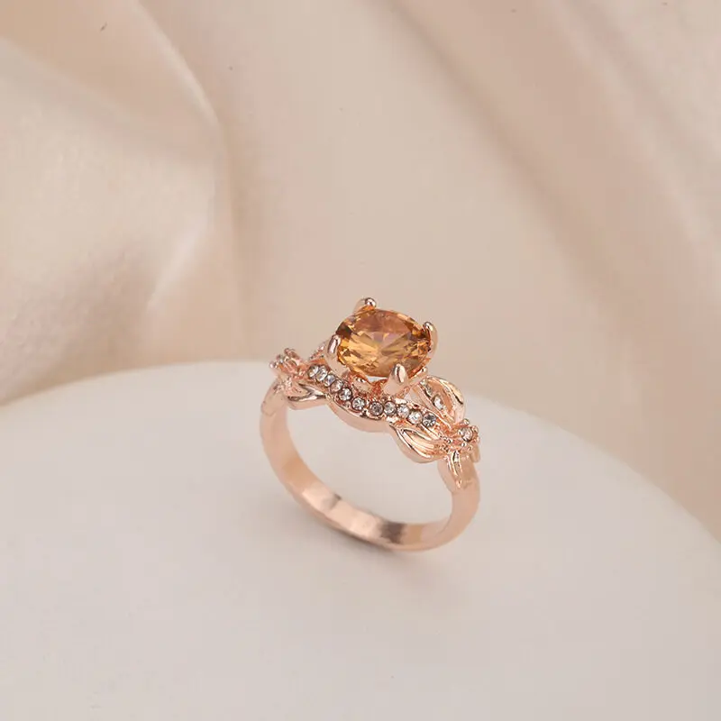 

Seusuk New Fashion Luxury Simulated Amber Stone Rose Gold Zircon Rings for Women Girl Elegant Engagement Wedding Jewelry
