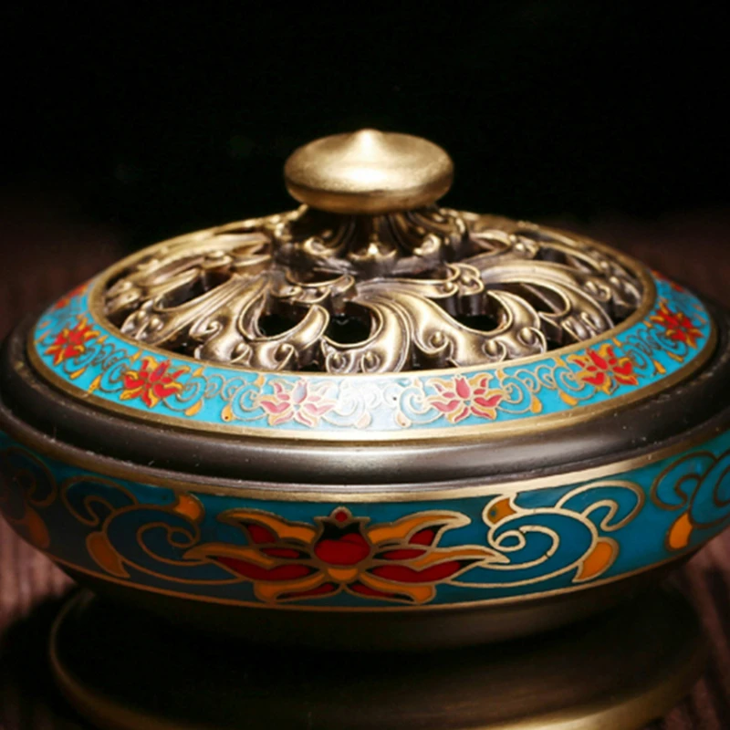 

Metal Aesthetic Candlee Censer House Brass Lid Bowl Small Candlee Vessel Spiritual Decor Indoor Waterfall Candleario Room Decor