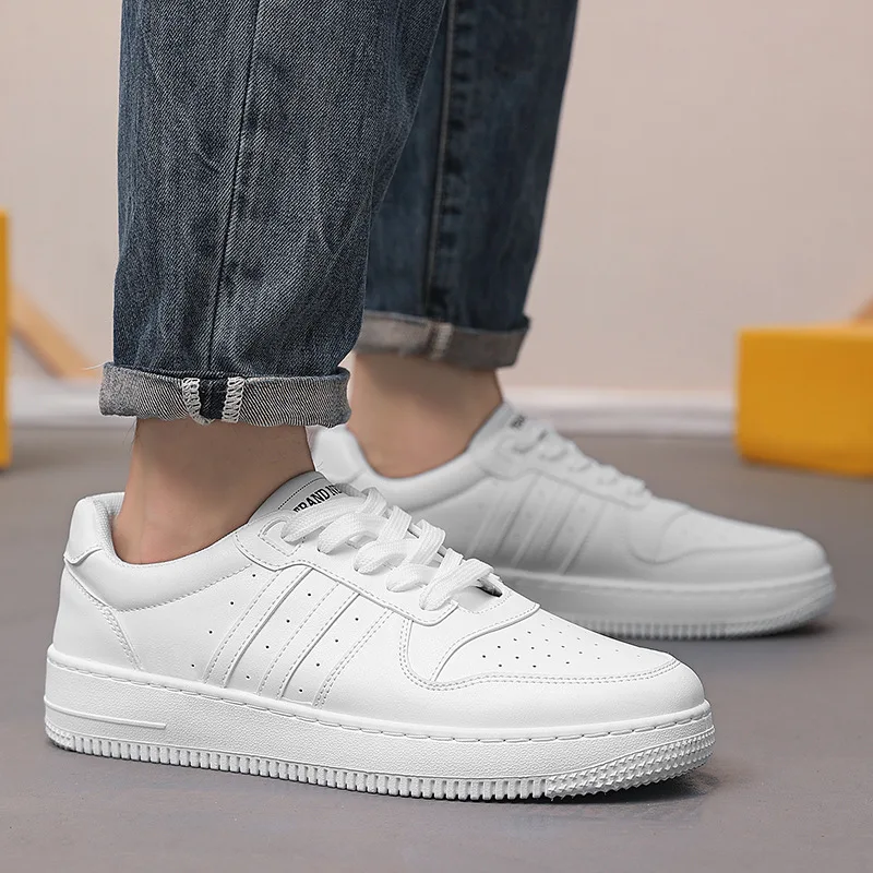 Мужские удобные кроссовки Вулканизированная подошва на шнуровке повседневная