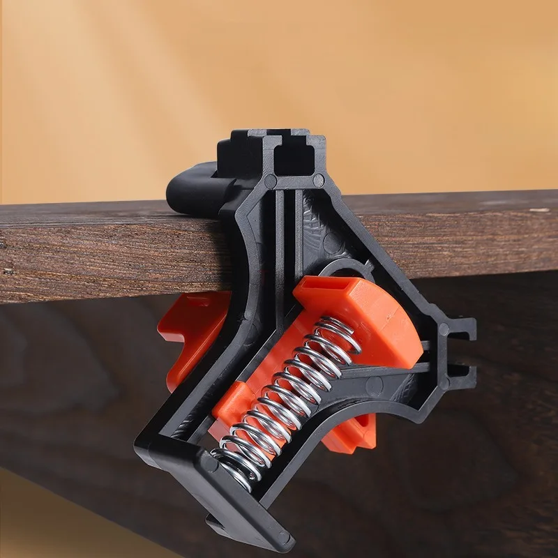 Рисунок 4 - Деревообрабатывающий прямоугольный зажим