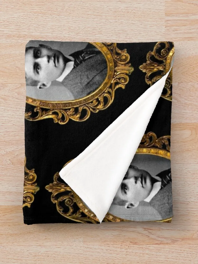 Мягкие зимние одеяла в шотландскую клетку