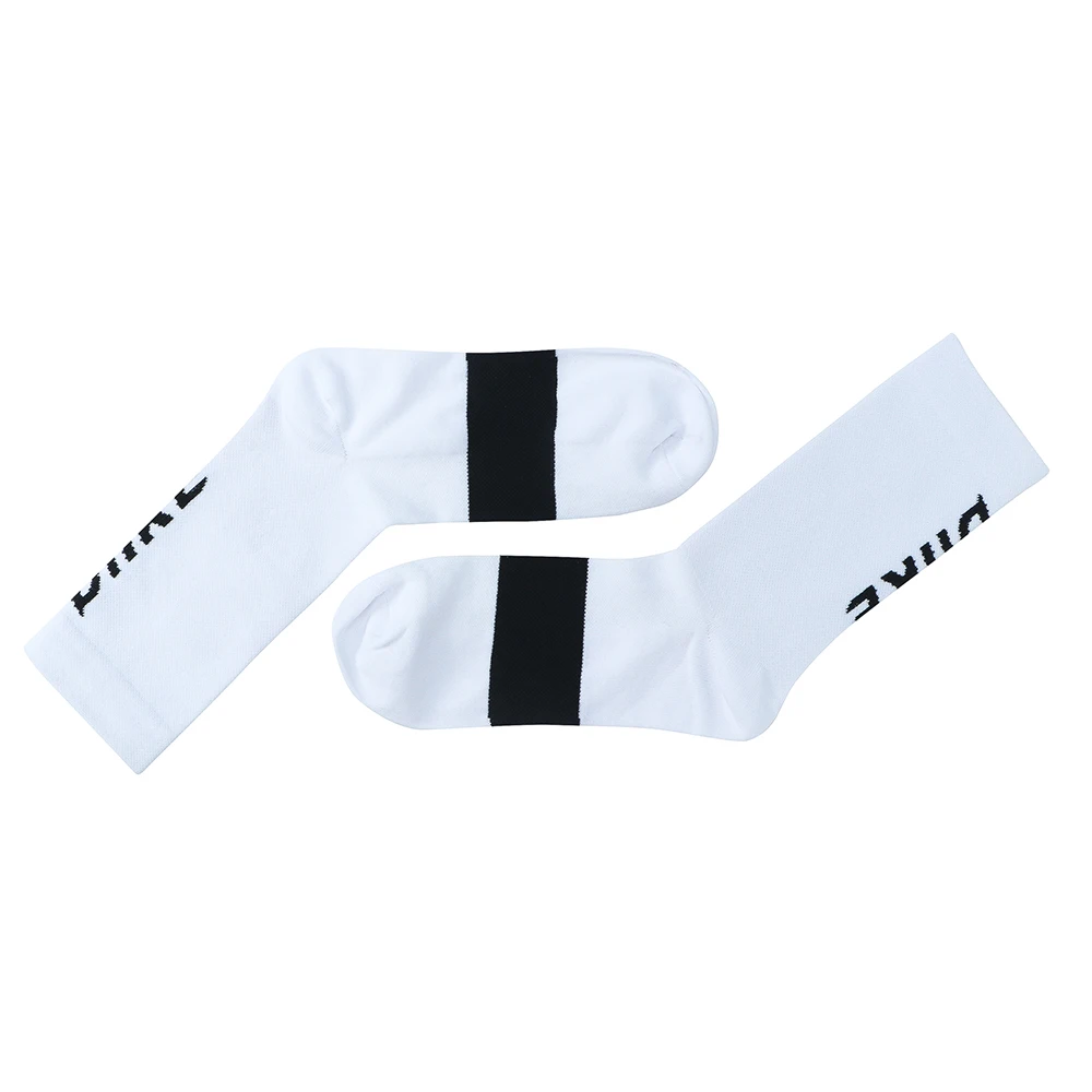 Men Cycling Socks Men's Sports Socks 4 Pairs Track Running Hiking Climbing Bicycle Socks Knee High Moisture Absorption Socks