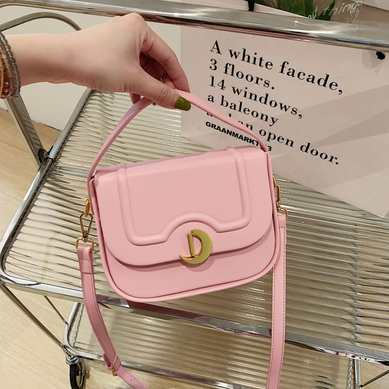 

Модная женская однотонная трендовая Повседневная сумка-мессенджер из искусственной кожи на плечо, женские повседневные Простые сумки-тоут...