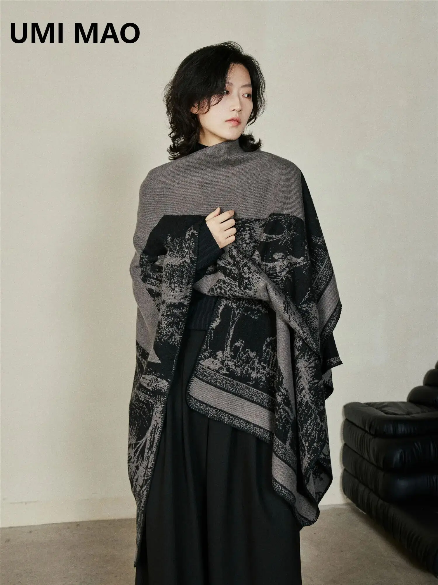 Темный шарф UMI MAO уникальный дизайн большая накидка с разрезом осень-зима теплый