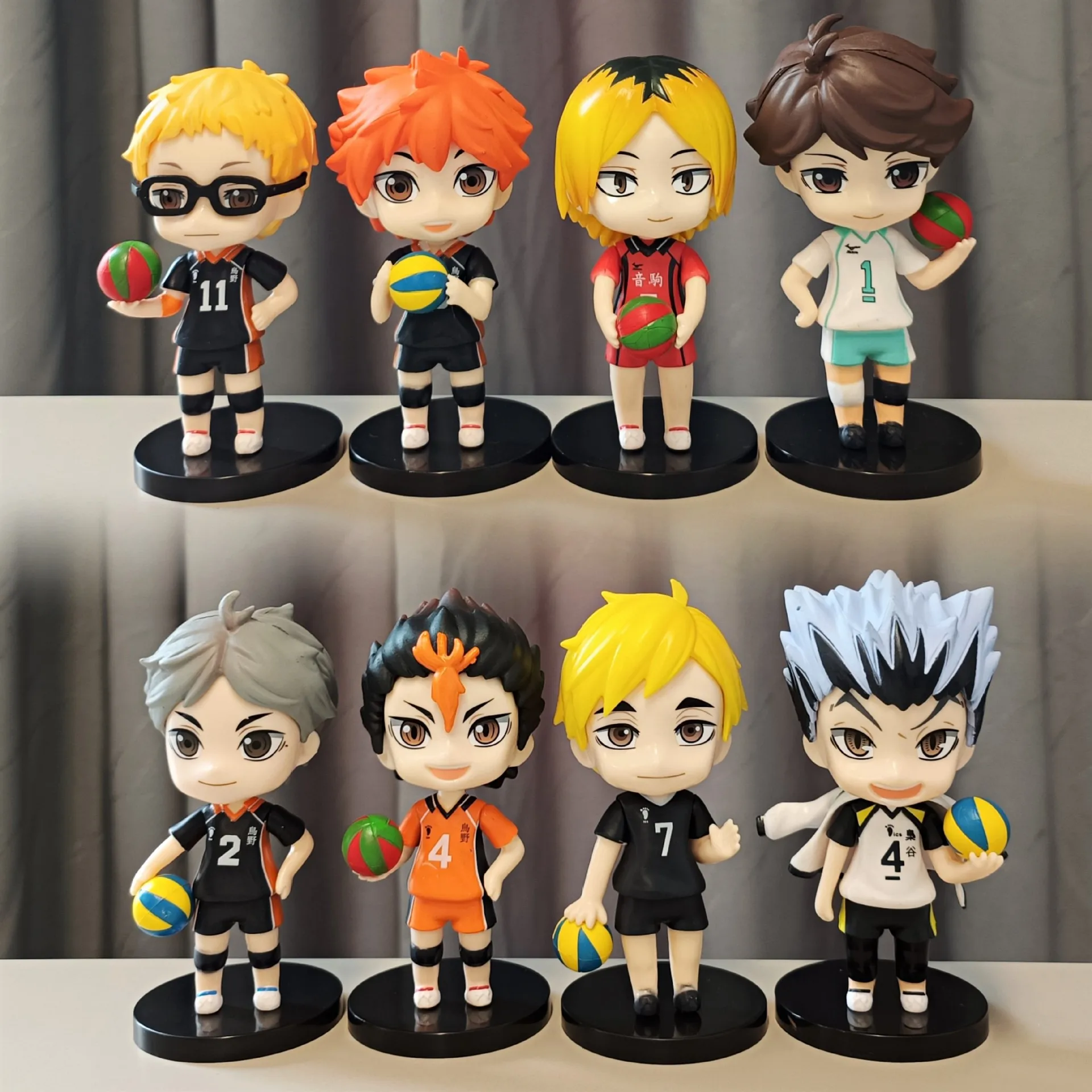 

8Pcs/Set Anime Haikyuu!! Kenma Kozume Shoyo Hinata Figure Kotaru Bokuto Yu Nishinoya Figurine Model Doll Toys