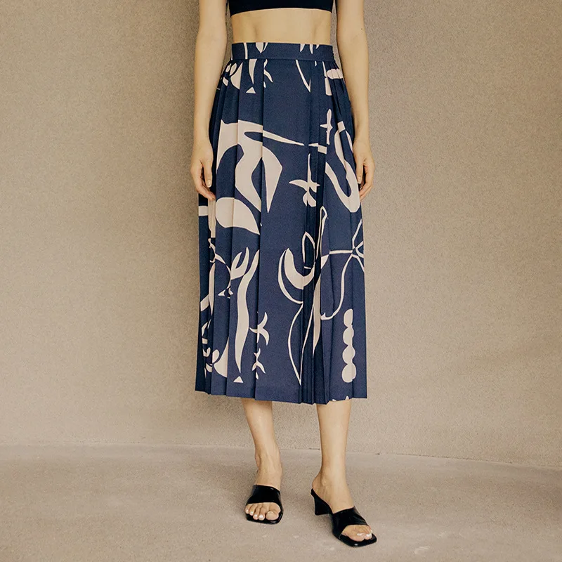 2022 summer new high-end niche designer temperament blue printed skirt pleated skirt high waist mid-length A-line skirt women