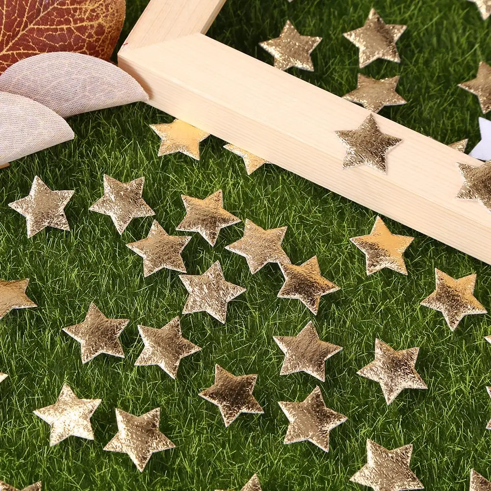 

200pcs Christmas Pentagram Tree Pendants Gold Silver Fabric Star Shaped Confetti for DIY Household Sewing Party Decor