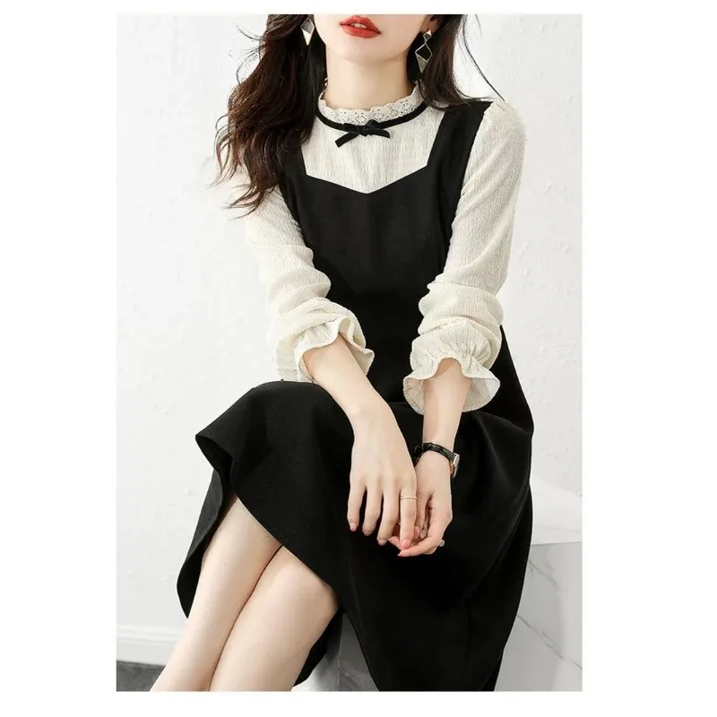 Женское платье из полиэстера