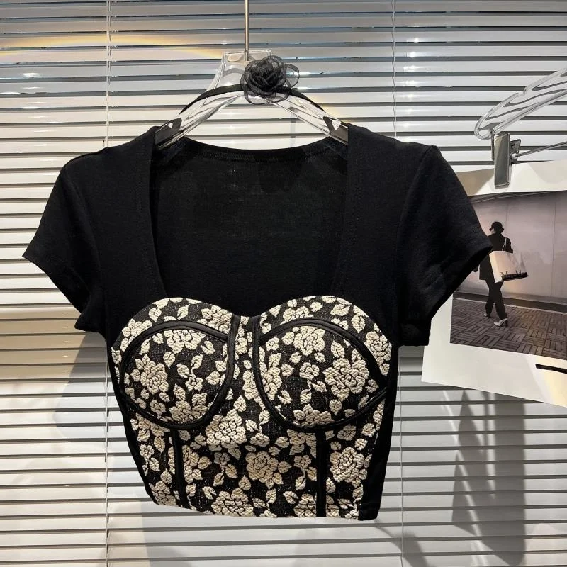 

Summer 2022 New Collection Short Sleeve Square Collar Black Embroidery Flower Bandage Slim T Shirt Women GF477