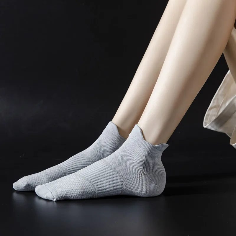 2 Pairs Professional Sports Running Socks Men's And Women's Thick Shallow Mouth Fitness Moisture Proof Deodorization Marathon