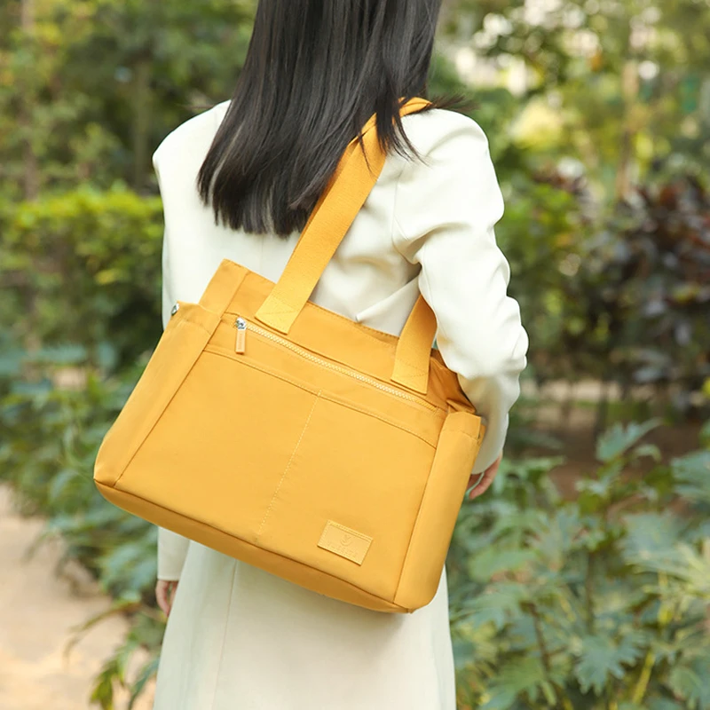 Women Large Capacity Shoulder Bags Waterproof Nylon Shopping Handbags and Purses Female Retro Tote Bags Sac A Main Femme