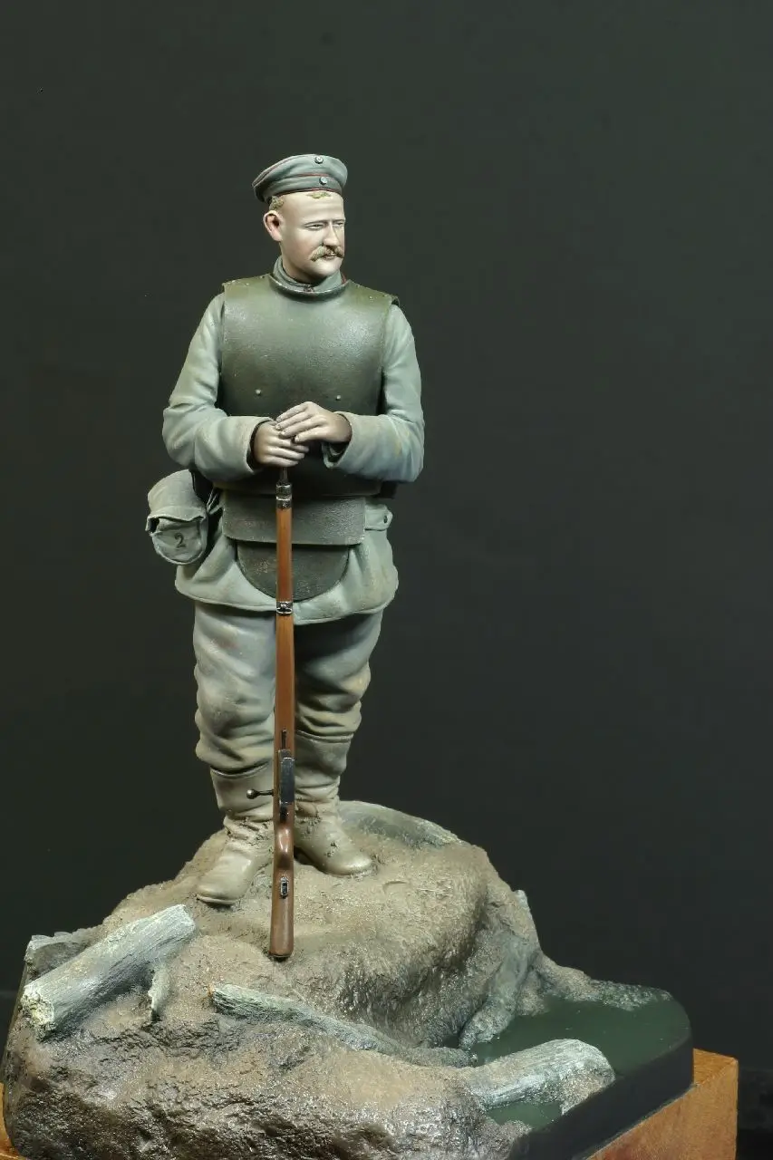 Resin Model Unpainted Free Shipping (no Platform)