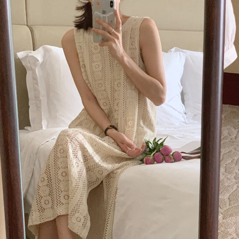 

Французское винтажное ажурное платье без рукавов с цветочным узором