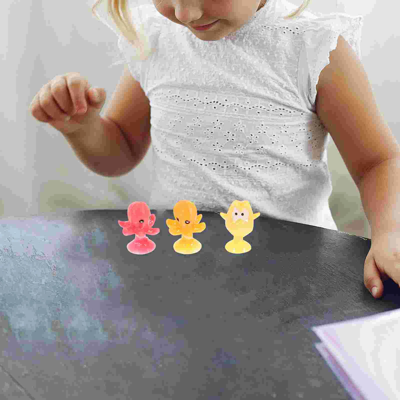 

Toys Suction Toy Sucker Mini Animal Cupfor Babybath Cartoon Kids Skucker Miniaturetoddler 3 Toddlers Building Shower Fidget