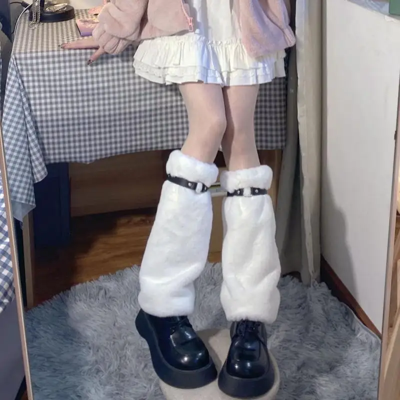 

Зимние теплые плюшевые женские носки средней длины с защитой от холода универсальные студенческие японские носки в стиле Харадзюку 2022